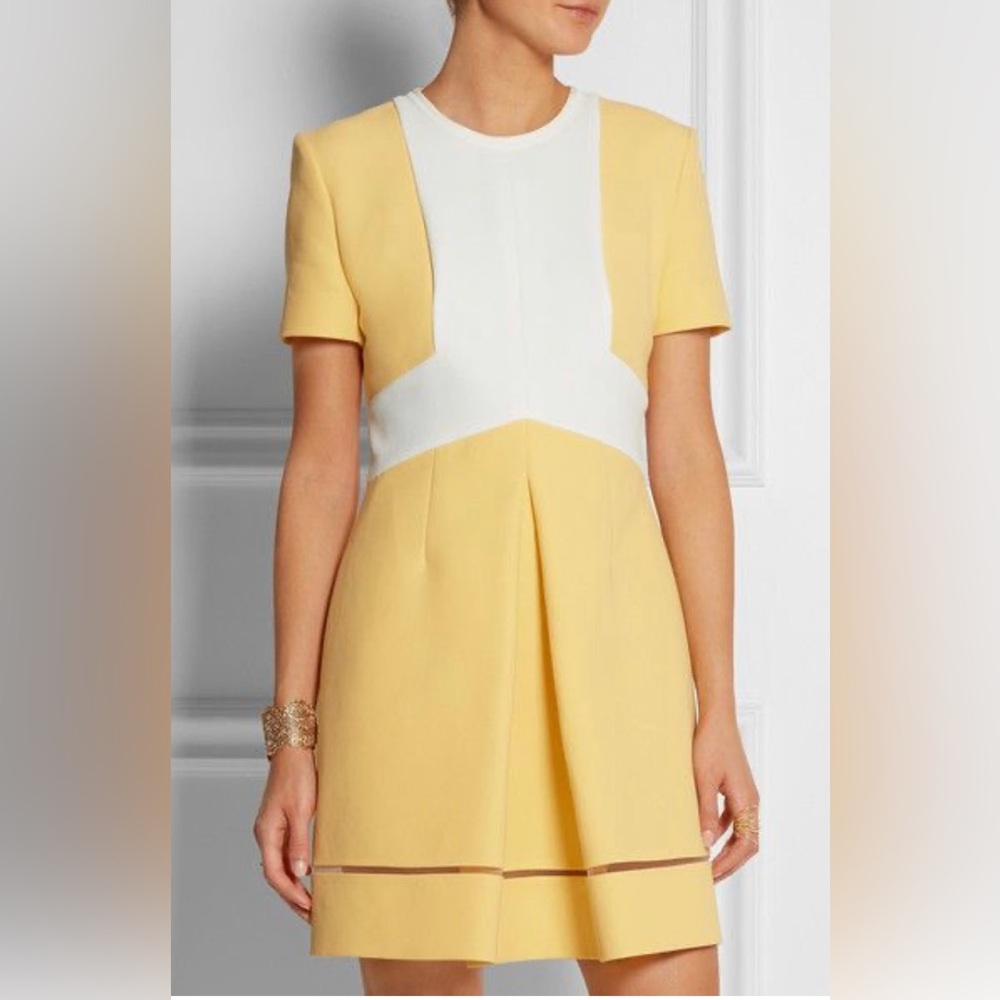 Yellow Fendi Dress Size 40 / 4